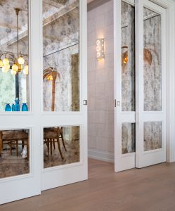 Rhodes_Diningroom_MirrorDoors